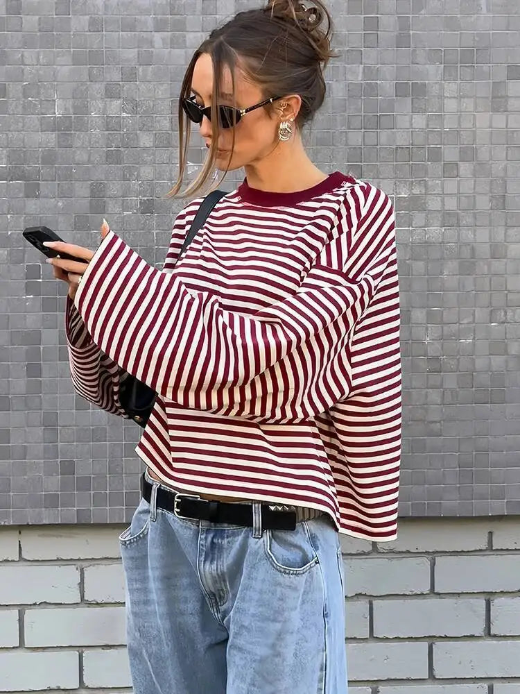 Fantoye Round Neck Print Striped Pullover Women T-shirt Red Long Sleeve Casual Y2k T-shirt Femme Autumn Loose Elegant Streetwear